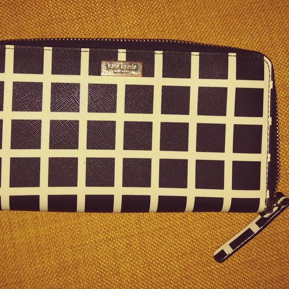 kate spade Handbags - Kate Spade Black & White Check Charles Street Wallet